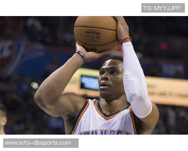 威少意外成后卫历史篮板王赛后请求保留比赛用球以作纪念 威少意外成后卫历史篮板王赛后请求保留比赛用球以作纪念