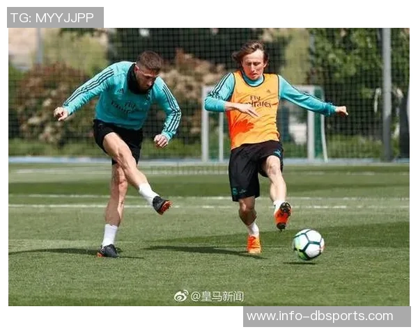 罗德里与胡桑诺夫伤愈归队积极恢复训练备战新赛季 罗德里与胡桑诺夫伤愈归队积极恢复训练备战新赛季