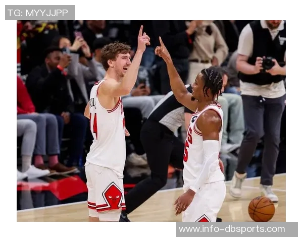 阿伦表现出色11投5中三分球命中率高达50贡献13分并有2篮板2助攻1抢断1盖帽