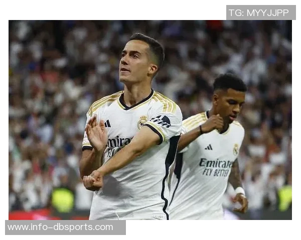 阿森西奥顶替赫伊森出任中卫巴尔韦德继续担任右后卫角色