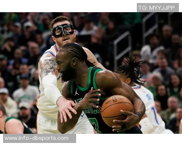 杰伦布朗场均296分助力球队东部第三却仅获东部第六排名